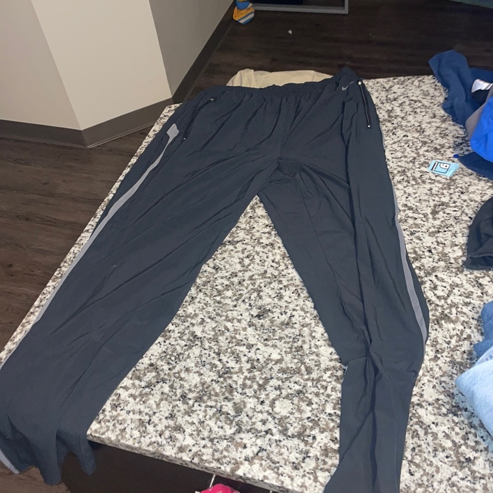 Mens Nike dri fit running pants zipper
